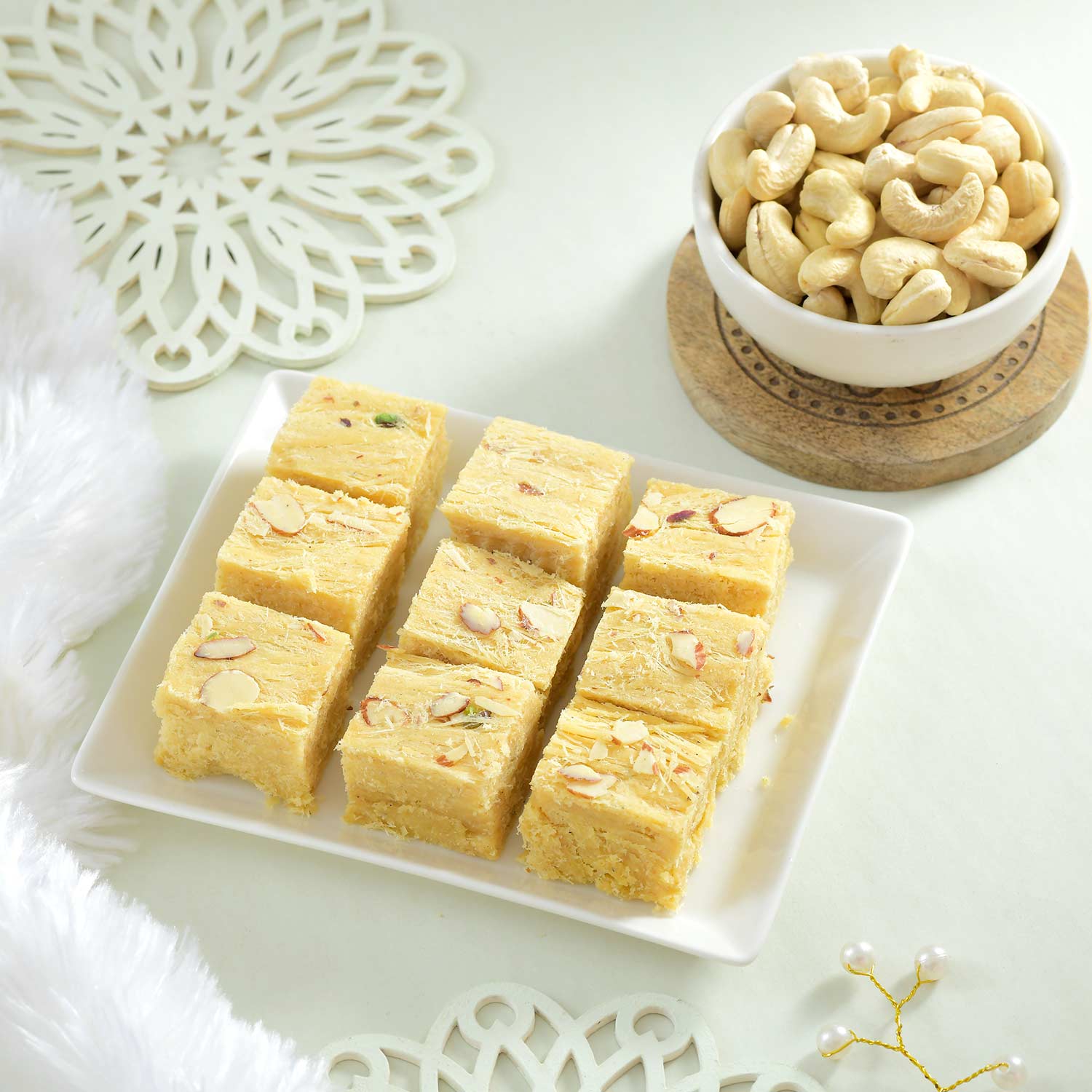 Traditional Bhaiya Bhabhi Rakhi With Sweets & Nuts