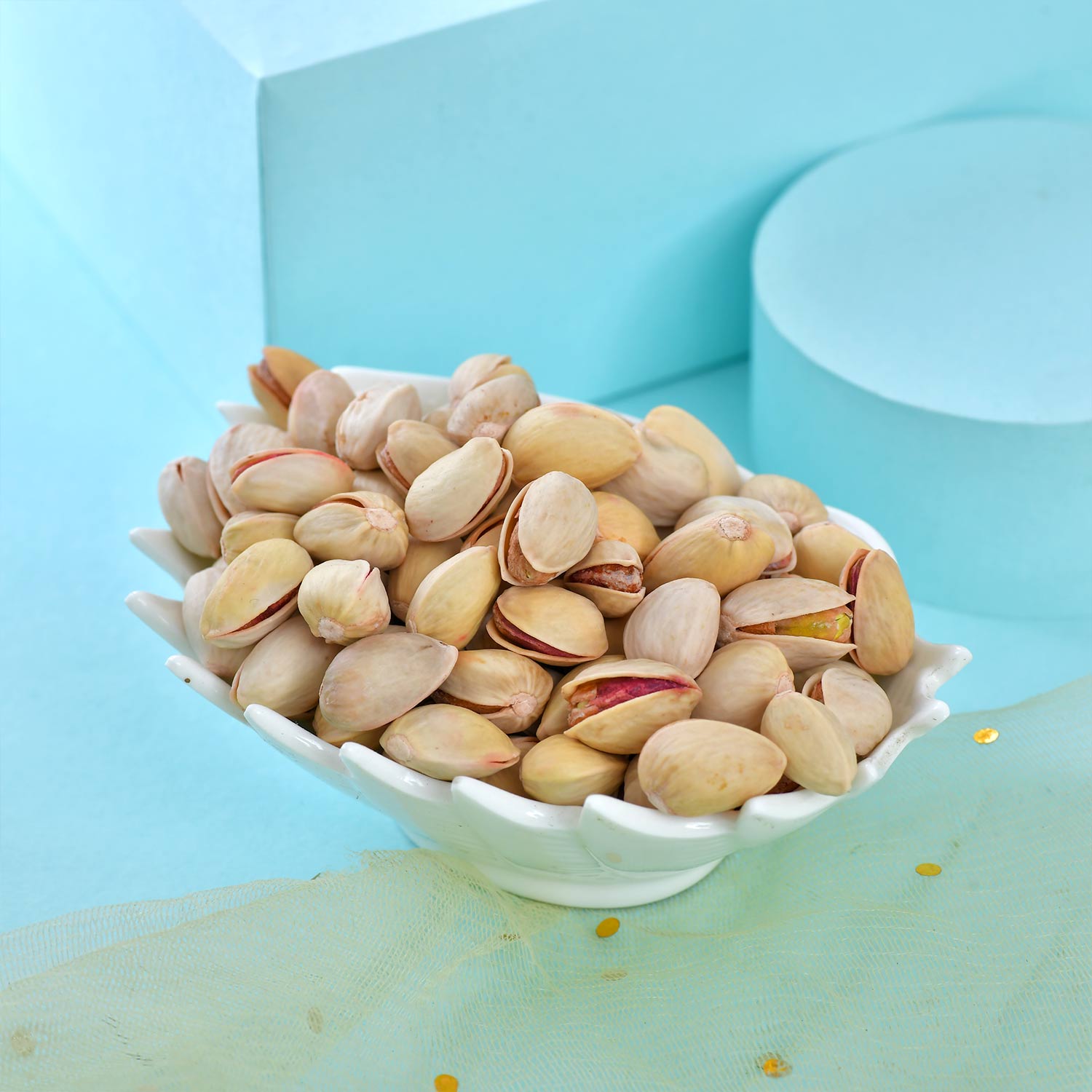 Personalized  Ramadan Hamper With Baklava and Pistachios