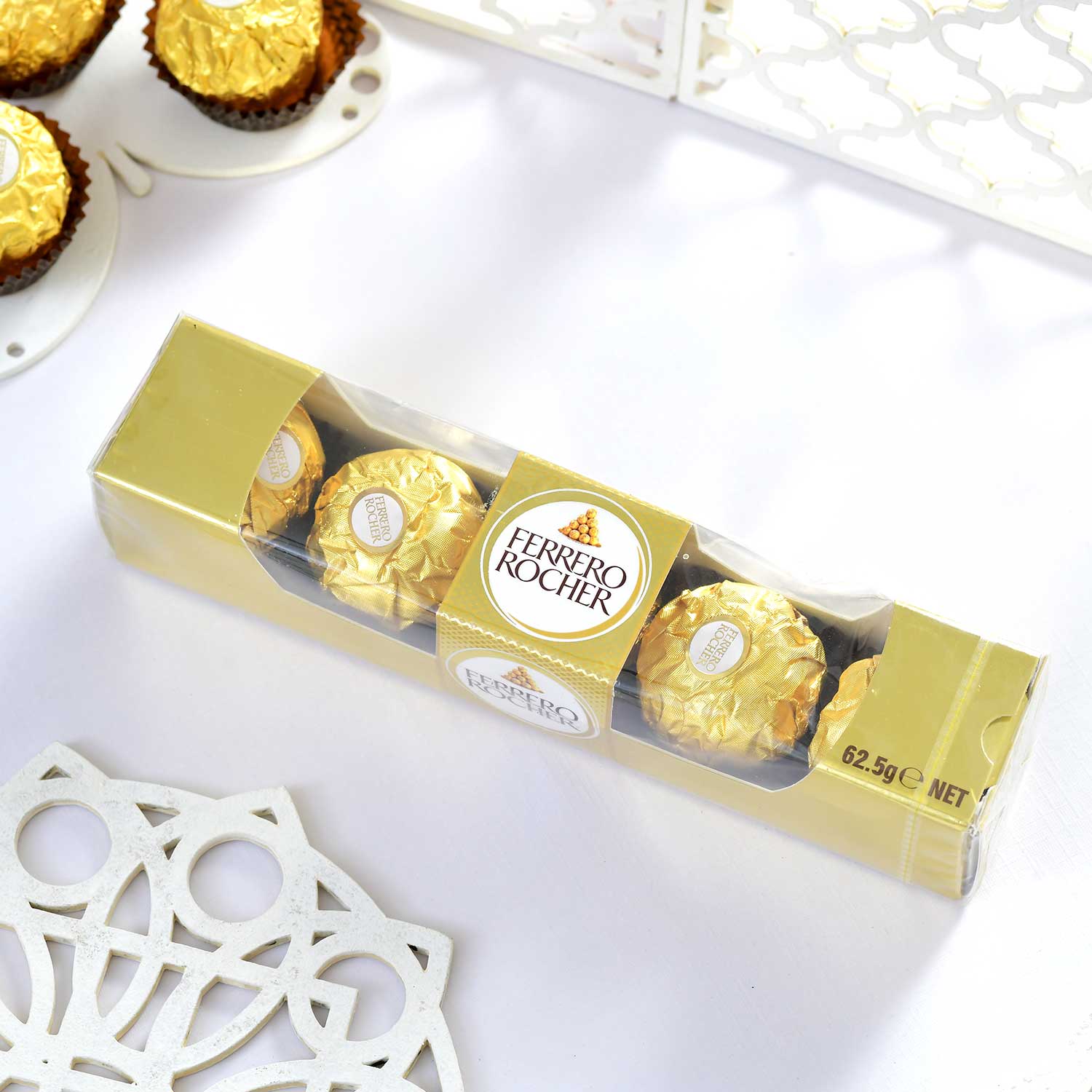 Heritage Royal Green Rakhi Choco Nut Hamper