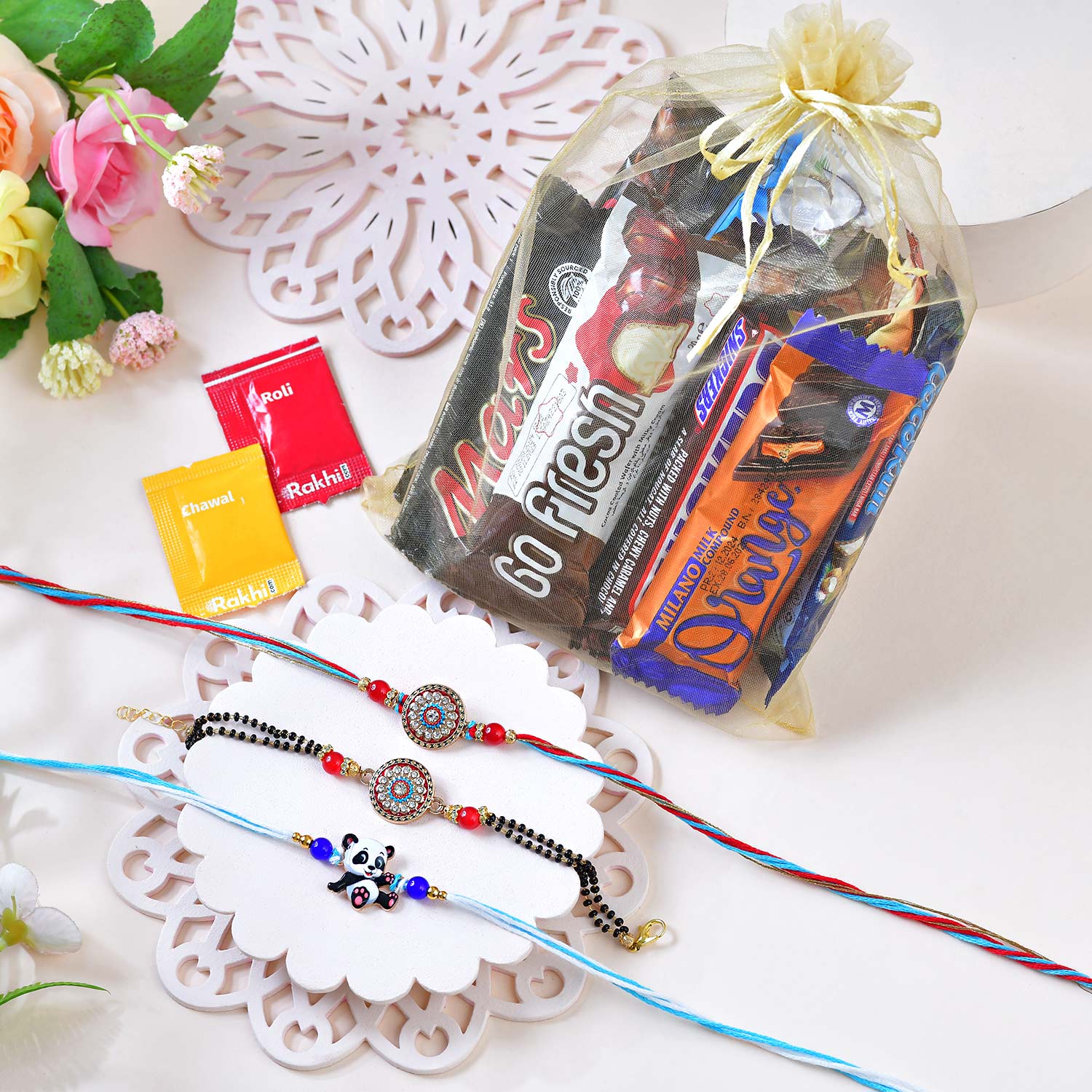 Bhai Bhabhi Bhatija 3 Rakhi Family Set With 10 Mix Chocolates