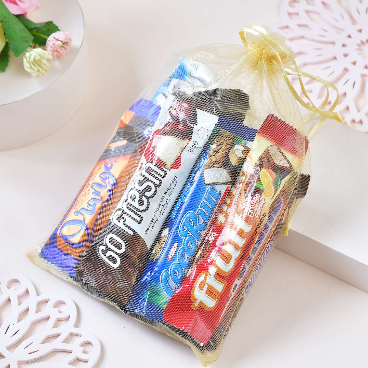 Bhai Bhabhi Bhatija 3 Rakhi Family Set With 10 Mix Chocolates